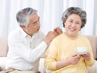 西方人為何少發(fā)食道癌？經(jīng)常胃反流小心食道癌