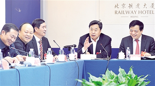代表、委員暢談學(xué)習(xí)習(xí)近平總書記重要講話體會：吃了"定心丸" 干勁更足了