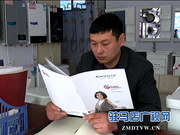 大學(xué)生自主創(chuàng)業(yè)，12年打拼從打工仔成為四家連鎖店老板上送_20160306091204.jpg