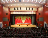 市人大副主任張德軒，市政府副市長杜中強，市政協(xié)副主席趙瑛，市委政法委副書記、紀工委書記周以德等領(lǐng)導(dǎo)同志出席會議。
