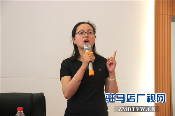 10、幼兒保育教師馬麗娜授課.jpg
