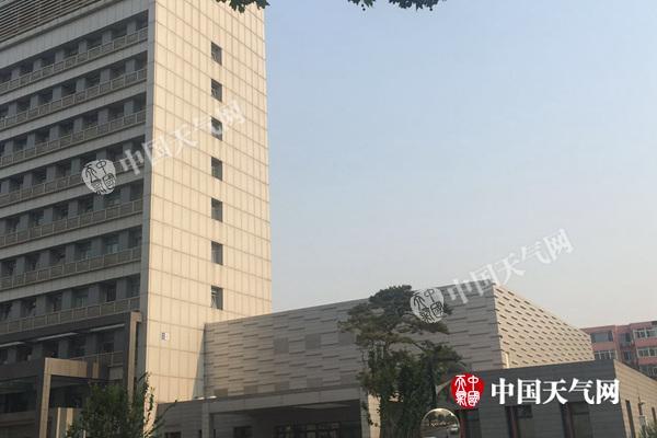 今天北京氣溫飆至36℃ 周日氣溫降小雨來(lái)