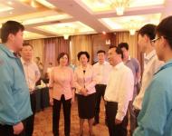 駐馬店廣視融媒新聞客戶端上線啟動儀式結(jié)束后，駐馬店市委常委,宣傳部長戚存杰，駐馬店市政府副市長馮玉梅等領(lǐng)導同志親切接見廣視融媒新聞客戶端部分工作人員，對新聞客戶端工作人員的工作給予充分肯定，并對今后的工作寄于厚望！