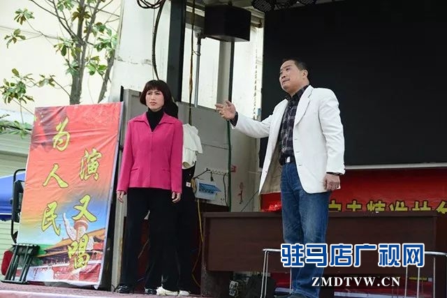 06上蔡優(yōu)秀第一書(shū)記事跡搬上舞臺(tái)，豫劇現(xiàn)代戲《扶貧天使》今日首演！.jpg