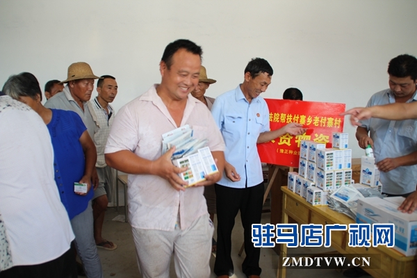 正陽法院：物資技術(shù)送地頭 真幫實(shí)扶見行動(dòng)