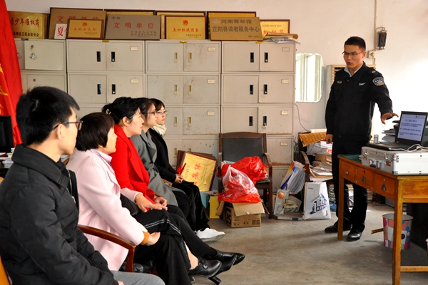 正陽(yáng)縣總工會(huì)開(kāi)展消防安全講座