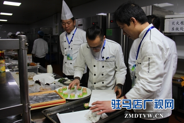 駐馬店市餐飲與飯店行業(yè)協(xié)會(huì)大師名師評審活動(dòng)舉辦
