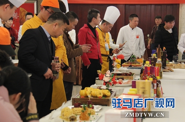 駐馬店市餐飲與飯店行業(yè)協(xié)會(huì)大師名師評審活動(dòng)舉辦