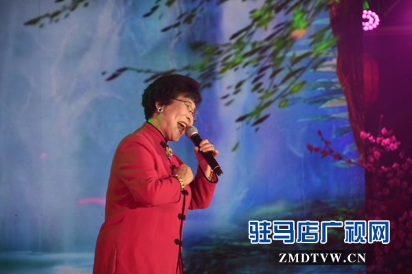 正陽(yáng)縣舉辦“粒?；ㄉ?，濃濃故鄉(xiāng)情”主題元宵節(jié)晚會(huì)