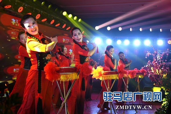 正陽(yáng)縣舉辦“粒?；ㄉ悖瑵鉂夤枢l(xiāng)情”主題元宵節(jié)晚會(huì)