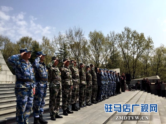 弘揚(yáng)先烈奉獻(xiàn)精神 爭做時代新青年