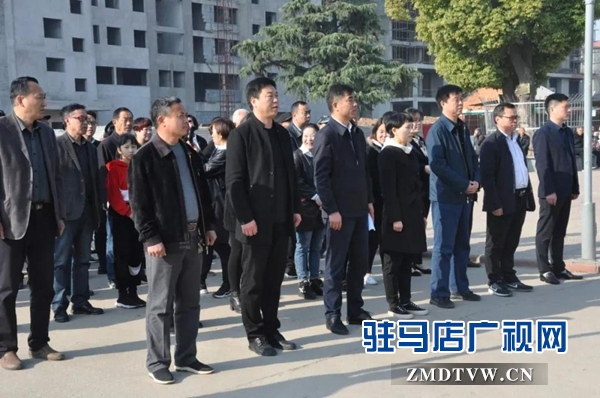 上蔡縣退役軍人事務(wù)局開(kāi)展清明祭英烈活動(dòng)