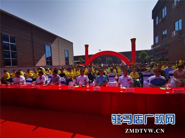 河南李三食品 (遂平）新廠開業(yè)慶典暨愛心資助貧困大學(xué)生啟動(dòng)儀式溫情啟幕