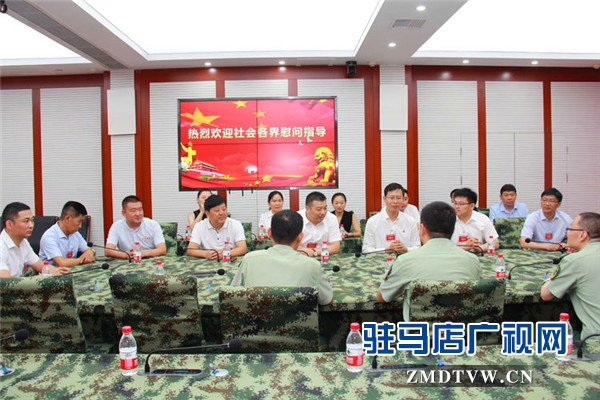 駐馬店市企業(yè)擁軍優(yōu)屬協(xié)會會長、青商會會長、鵬宇集團(tuán)創(chuàng)始人總裁朱新紅率隊開展八一建軍節(jié)慰問活動