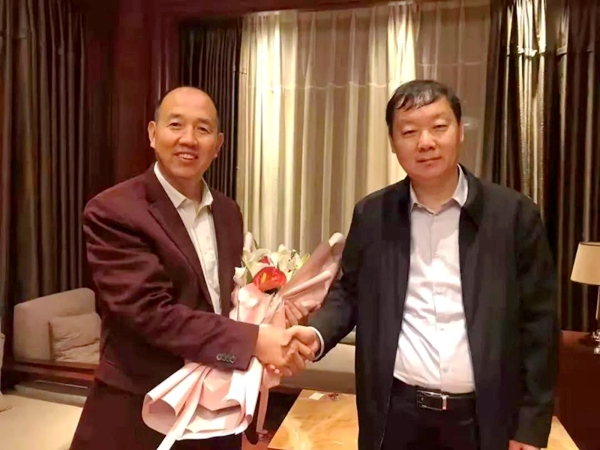 上蔡縣全國脫貧攻堅獎奮進(jìn)獎獲得者張全收載譽歸來