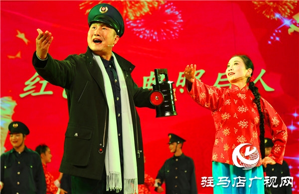 開發(fā)區(qū)舉辦“不忘初心、牢記使命”主題教育匯報演出
