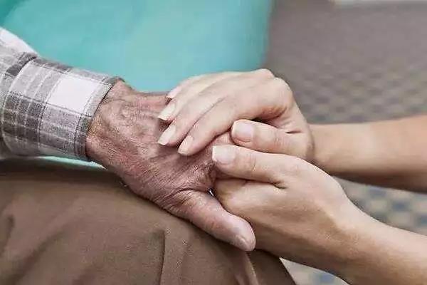 16地出臺(tái)“獨(dú)生子女護(hù)理假”！最多能休超過(guò)20天