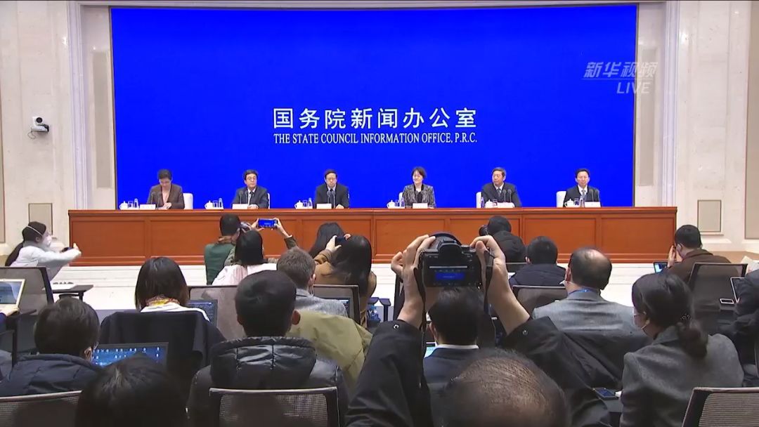 “?全國(guó)口罩企業(yè)復(fù)工率超過(guò)76%”……今天，這些重要消息值得關(guān)注！