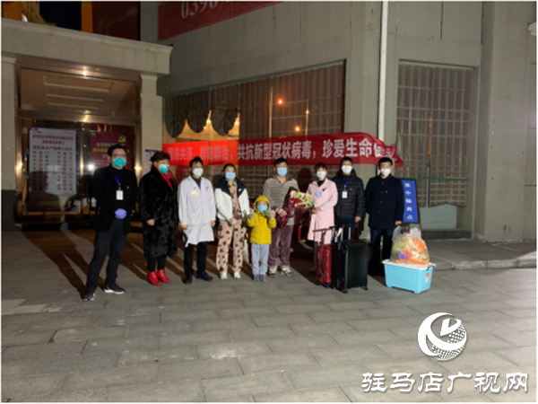 疫情防護(hù)任務(wù)重，隔離期間建真情