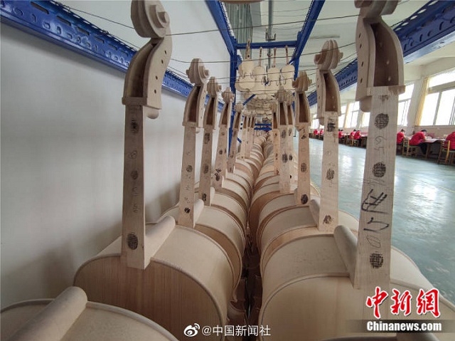 老鄉(xiāng)幫老鄉(xiāng)，師傅帶徒弟，確山農(nóng)民華麗轉(zhuǎn)變?yōu)?ldquo;制琴師”