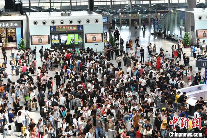2020進(jìn)入下半場(chǎng)，一批新規(guī)將影響你的生活