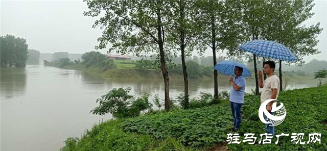 汝南縣三橋鎮(zhèn)嚴(yán)密防范確保宿鴨湖水庫(kù)泄洪安全