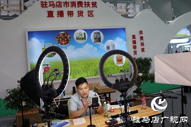 77個(gè)貧困縣的“土貨”通過(guò)投洽會(huì)行銷(xiāo)全國(guó)賣(mài)向世界