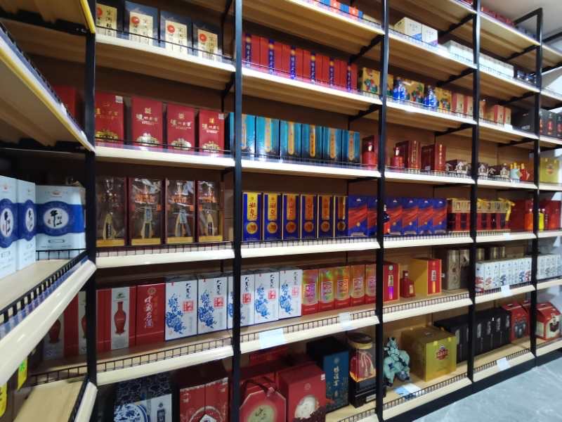 天翼傳大愛，聚力暖人心！天翼商貿(mào)美酒文化體驗館開業(yè)現(xiàn)場溫情上演公益慈善拍賣