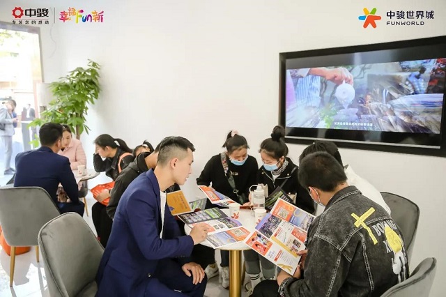 紅動天中，千人到場！中駿世界城展廳開放盛況空前！