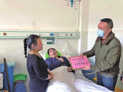 救人英雄趙進(jìn)前被授予“省見(jiàn)義勇為英雄”稱號(hào)并獎(jiǎng)勵(lì)二十萬(wàn)元