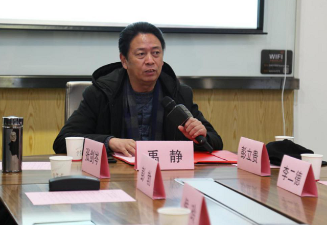 駐馬店文藝名家支教服務(wù)隊走進(jìn)花之梧培訓(xùn)學(xué)校