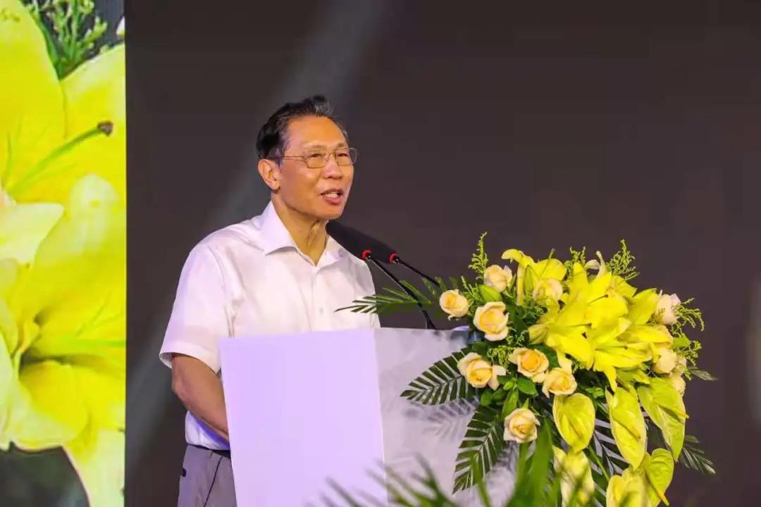 你關(guān)心的疫情問題，鐘南山給出最新研判