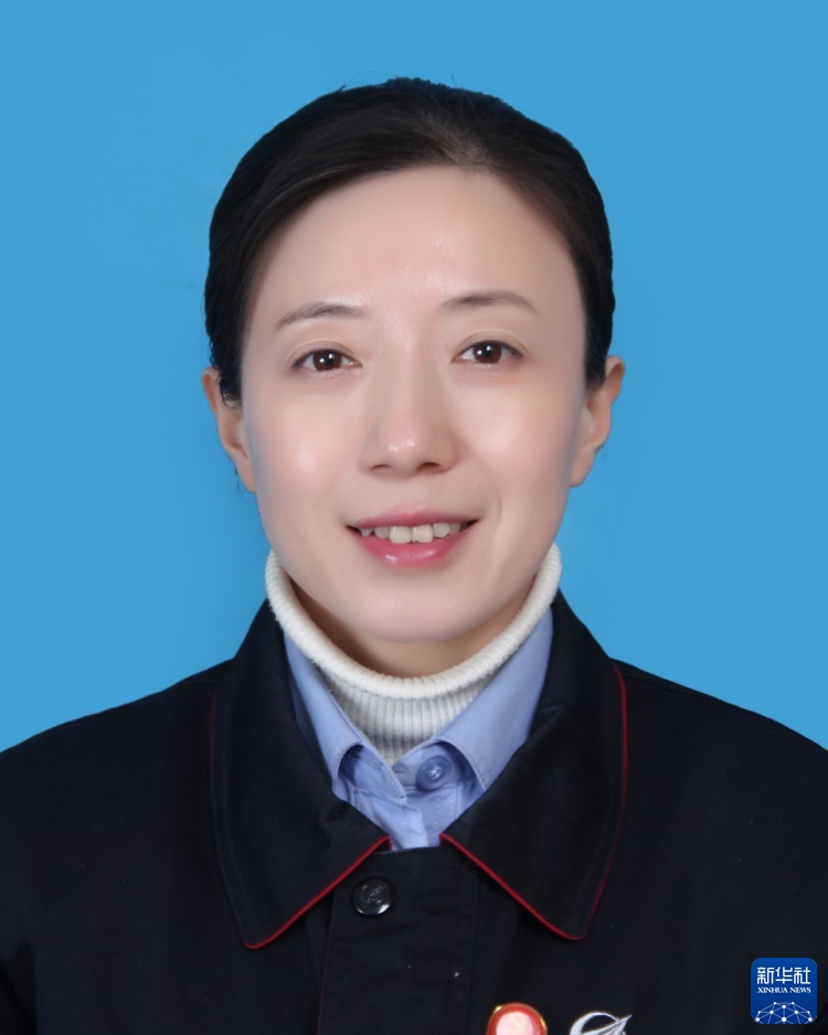 奮斗百年路 啟航新征程·中國(guó)共產(chǎn)黨人的精神譜系｜愛崗敬業(yè)、爭(zhēng)創(chuàng)一流——?jiǎng)谀＞袷鲈u(píng)