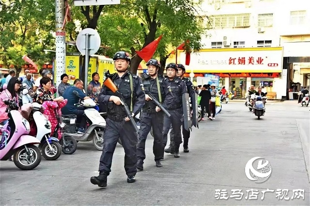 【我為祖國站崗】向祖國敬禮︱平輿公安祝福偉大祖國繁榮昌盛、國泰民安！