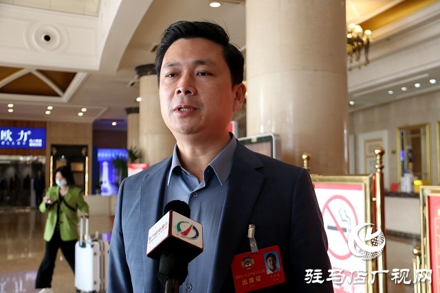政協(xié)委員陸續(xù)報到 駐馬店進(jìn)入“兩會時間”