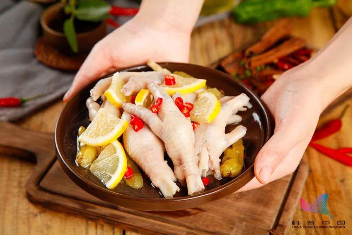 這樣的雞爪可要當(dāng)心了！食用對人體健康影響很大