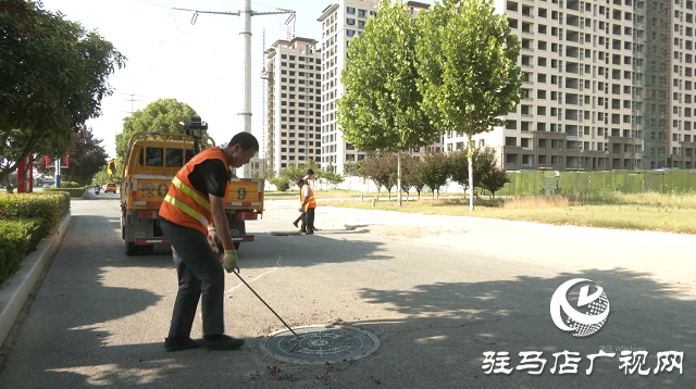 【走進12345 ·見政】—— 多部門聯(lián)動快速修復窨井蓋 維護群眾“腳底下的安全”