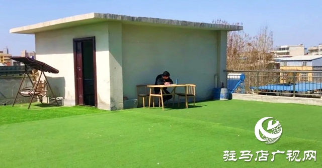 免費(fèi)為高三學(xué)生提供專業(yè)自習(xí)室！泌陽(yáng)縣織夢(mèng)島青年之家助力高考！