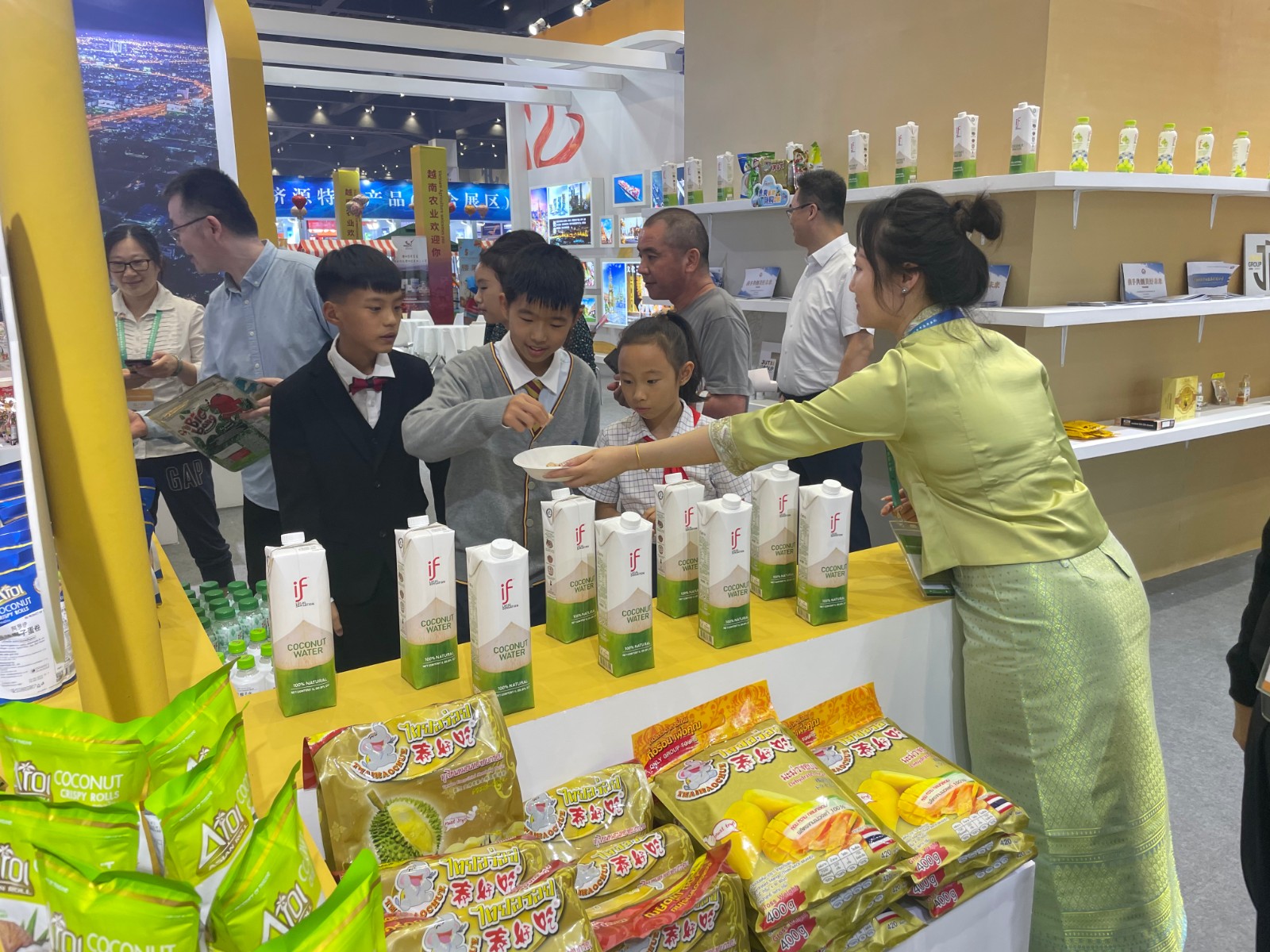 河南投洽會(huì)6萬平方米展區(qū)有啥看點(diǎn)？帶你一起探營(yíng)！