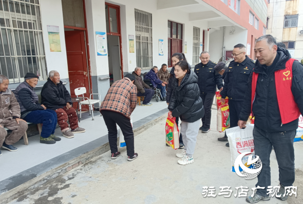 西平縣譚店鄉(xiāng)：敬老慰問暖人心 關愛老人顯真情