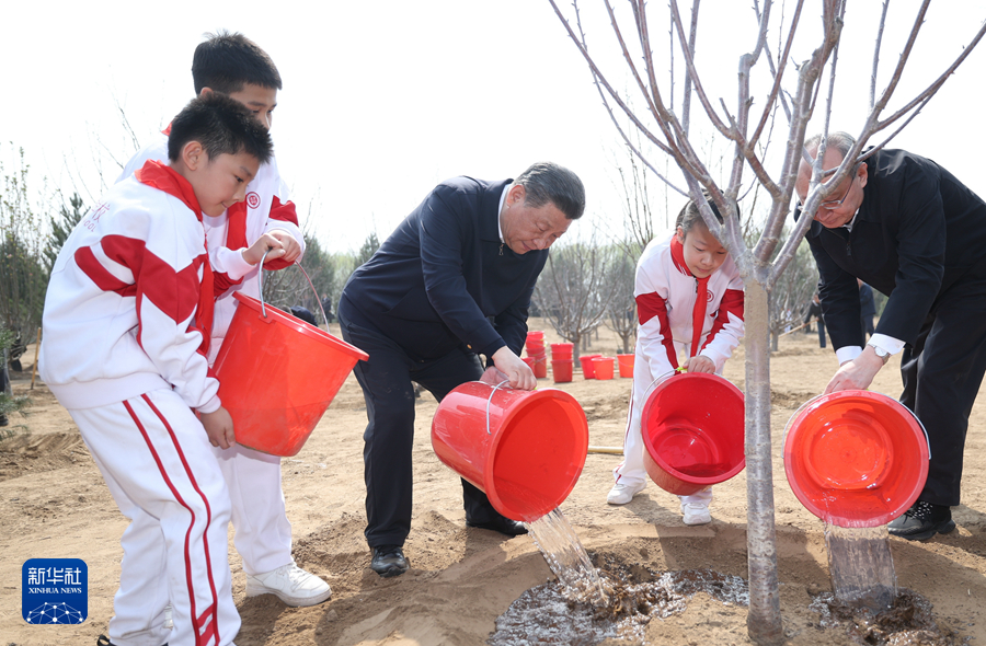 習近平在參加首都義務植樹活動時強調(diào) 全民植樹增綠 共建美麗中國