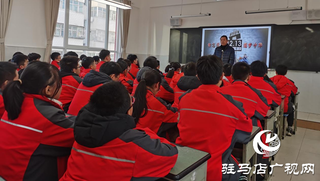 “育”見未來•名師風(fēng)采丨袁衛(wèi)國：打造班級文化 實現(xiàn)科學(xué)育人