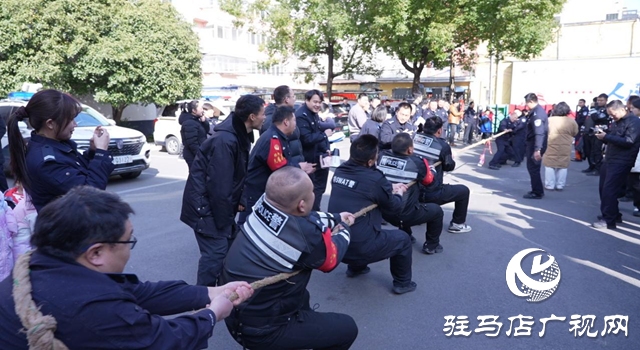 駐馬店市公安局經(jīng)濟(jì)開發(fā)區(qū)分局開展“歡樂慶元宵”活動