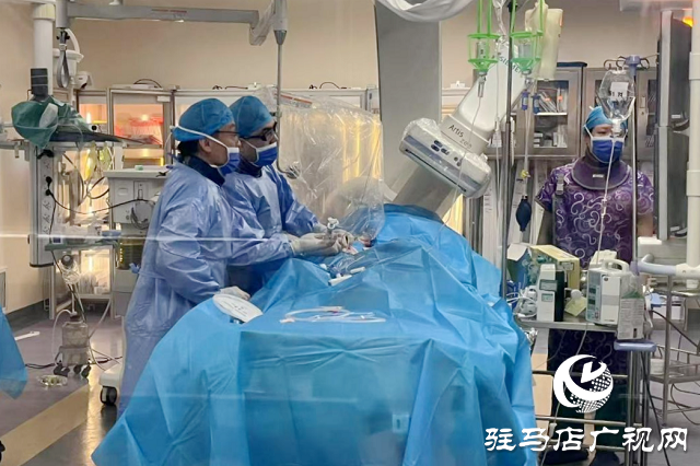 駐馬店市第一人民醫(yī)院成功搶救100%閉塞且呼吸心跳驟停心?；颊? width=