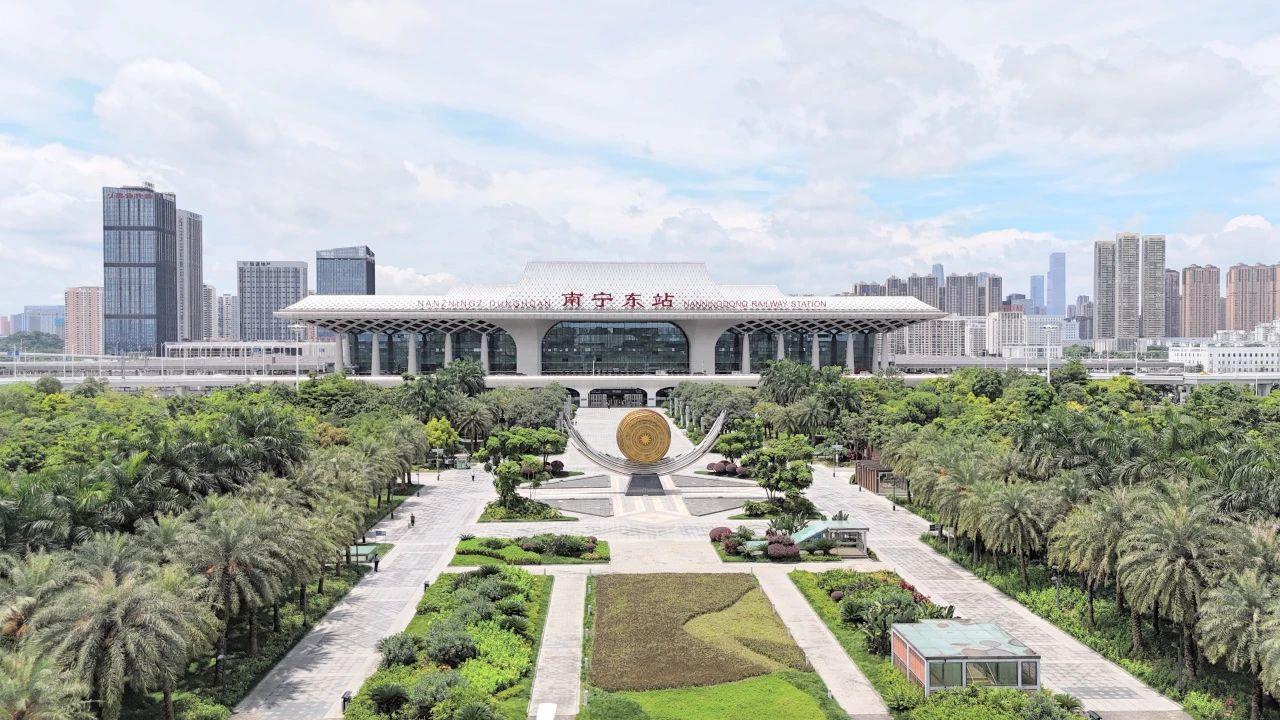 春意漸濃，這條高鐵沿線的寶藏城市“藏不住”了！