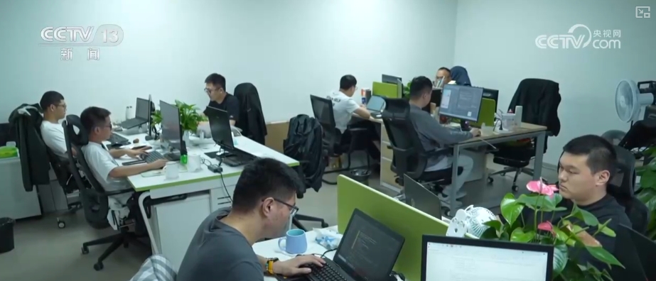 萬象“耕”新助力小農(nóng)戶“種好地” 全產(chǎn)業(yè)鏈服務一“鍵”直達田間地頭