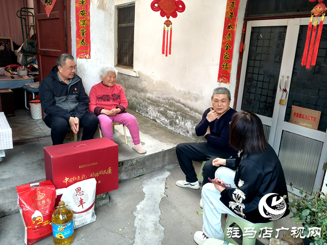 確山縣盤龍街道：走訪慰問情暖心
