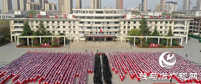 泌陽縣一高第十六屆校園文化藝術(shù)節(jié)開幕