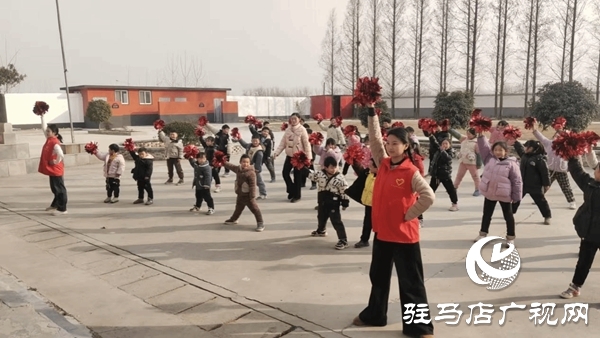駐馬店職業(yè)技術學院教師教育學院開展美育浸潤下鄉(xiāng)支教活動