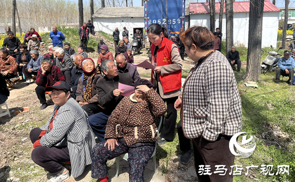  平輿縣李屯鎮(zhèn)：“掃黃打非”進(jìn)基層文藝匯演促宣傳